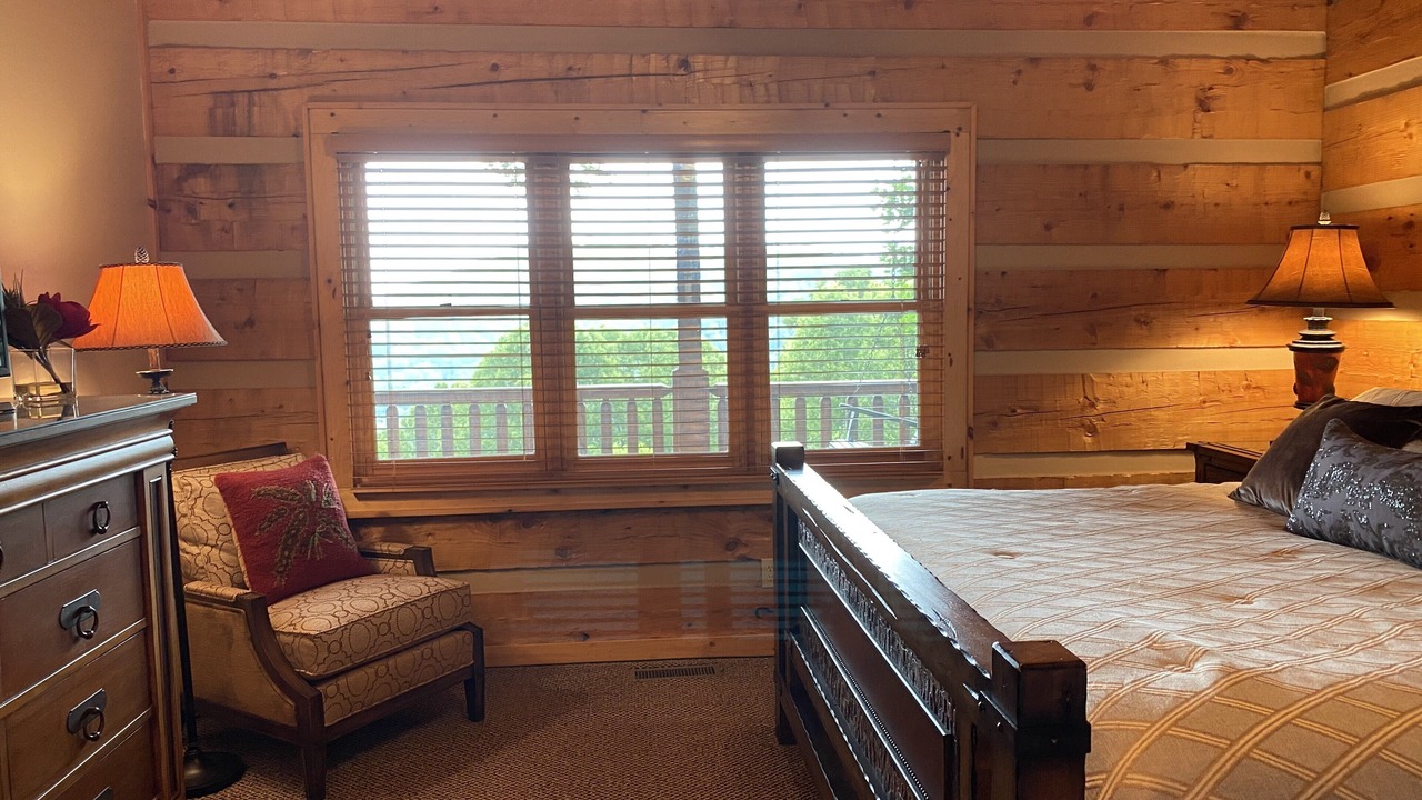 Photo of Bedroom in Maggie Valley