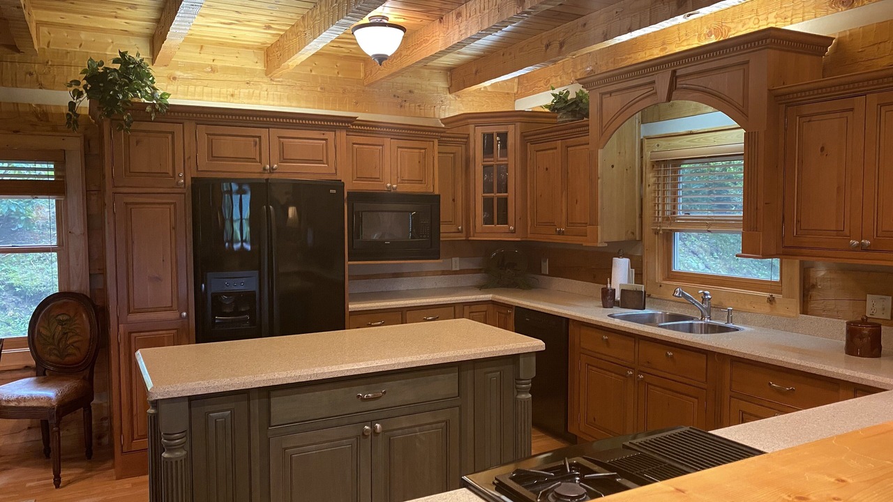 Photo of Kitchen in Maggie Valley