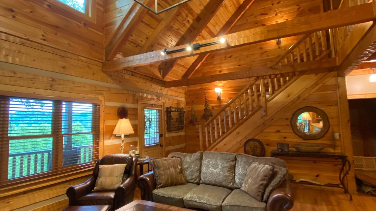 Photo of Livingroom in Maggie Valley