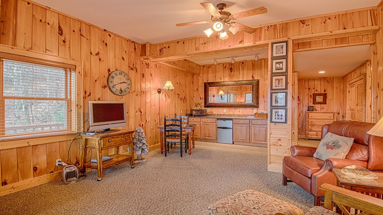 Photo of Kitchen in Maggie Valley