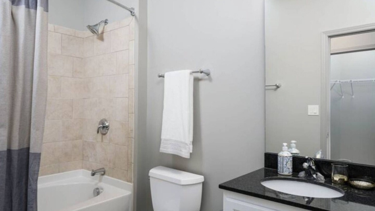 Photo of Bathroom in Fourth Ward