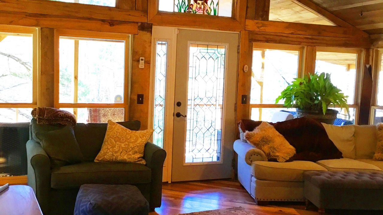 Photo of Livingroom in McMillan Hidden Valley