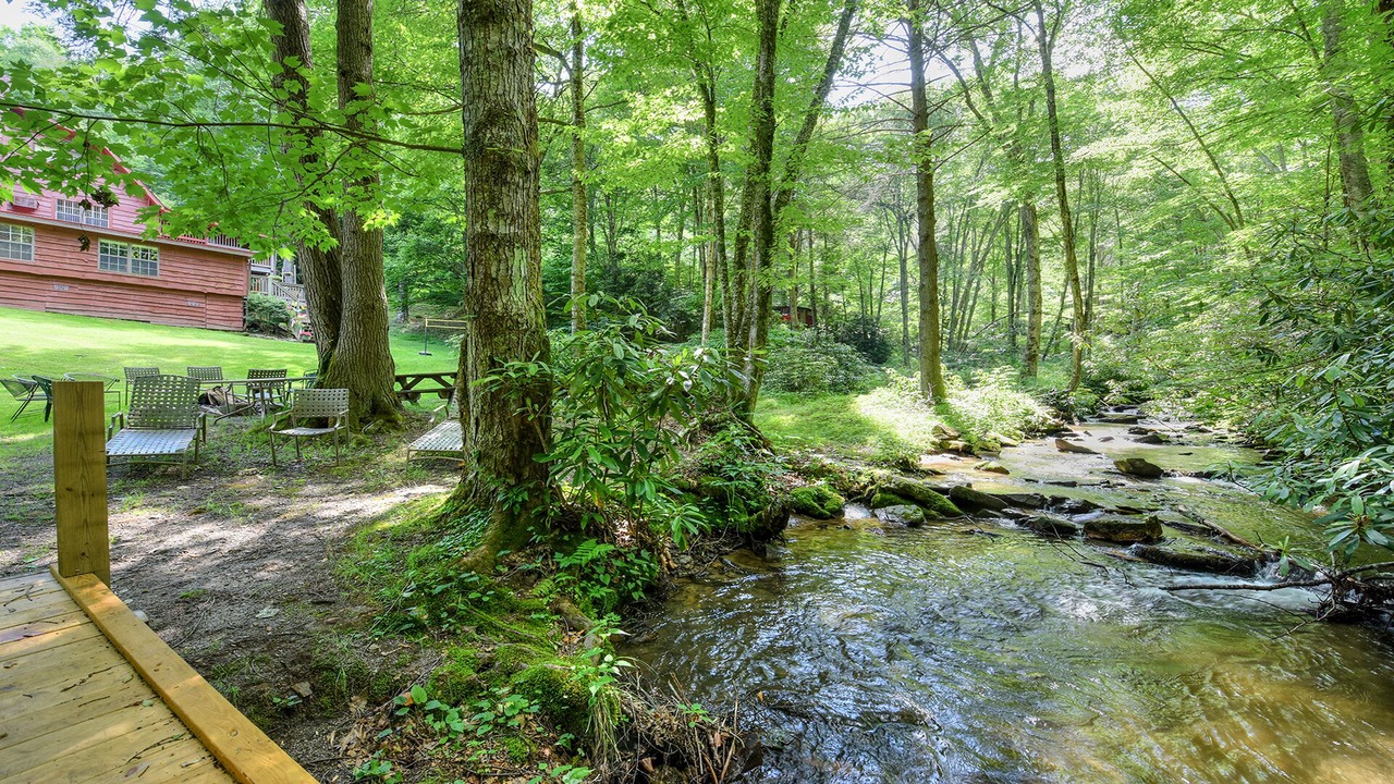 Photo of Others in Maggie Valley