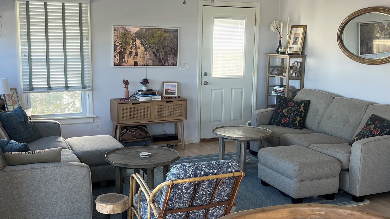 Photo of Livingroom in Charleston