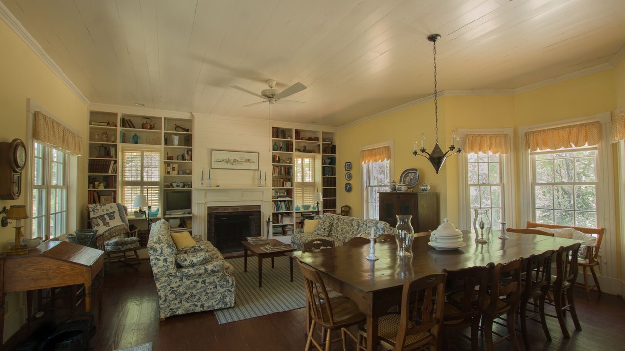 Photo of Livingroom in Salisbury