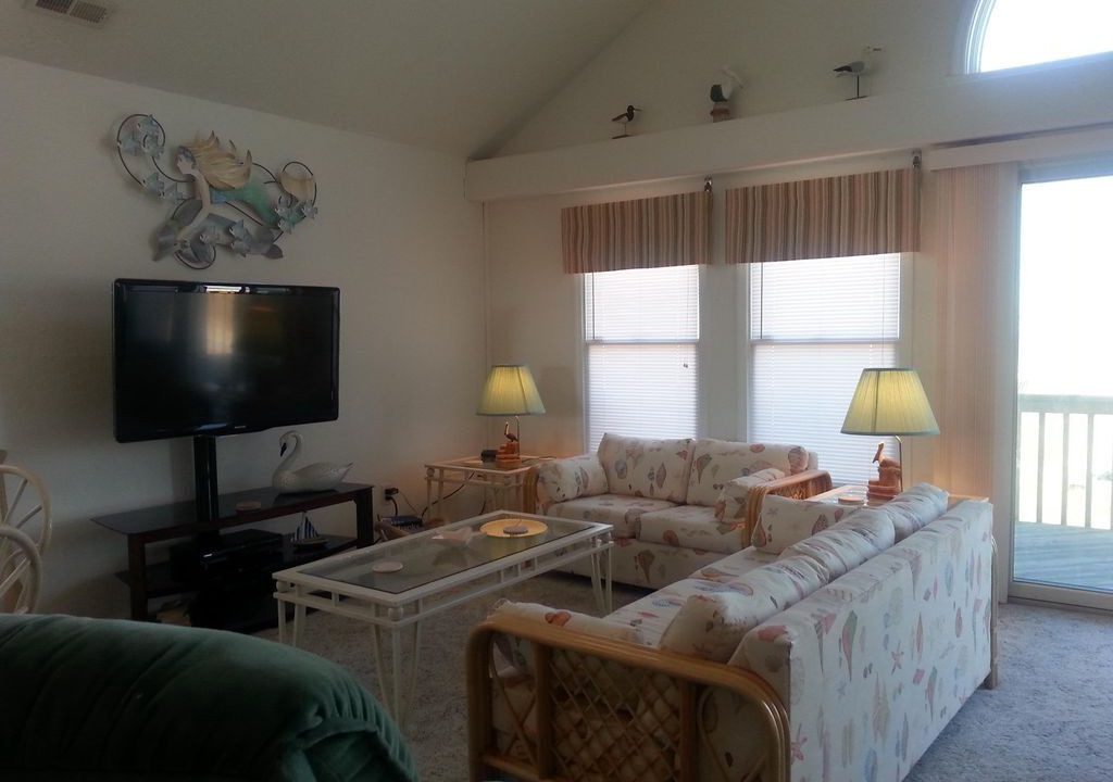 Photo of Livingroom in Kill Devil Hills