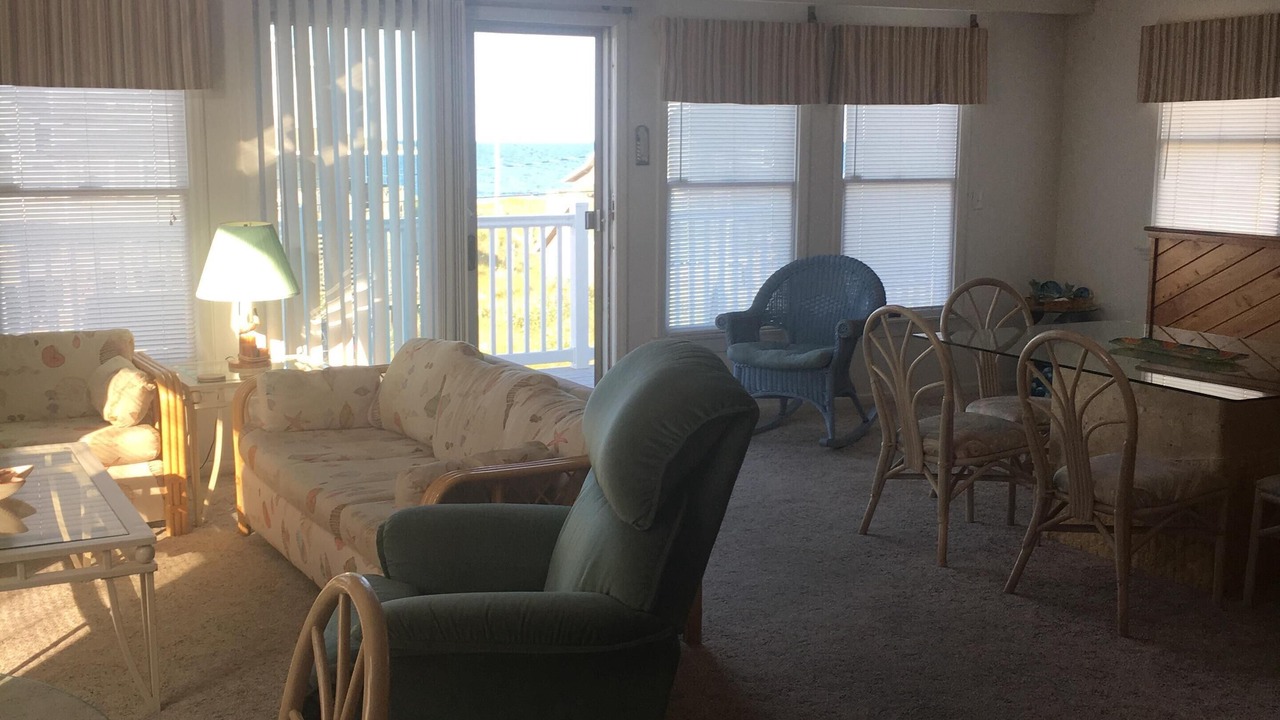 Photo of Livingroom in Kill Devil Hills