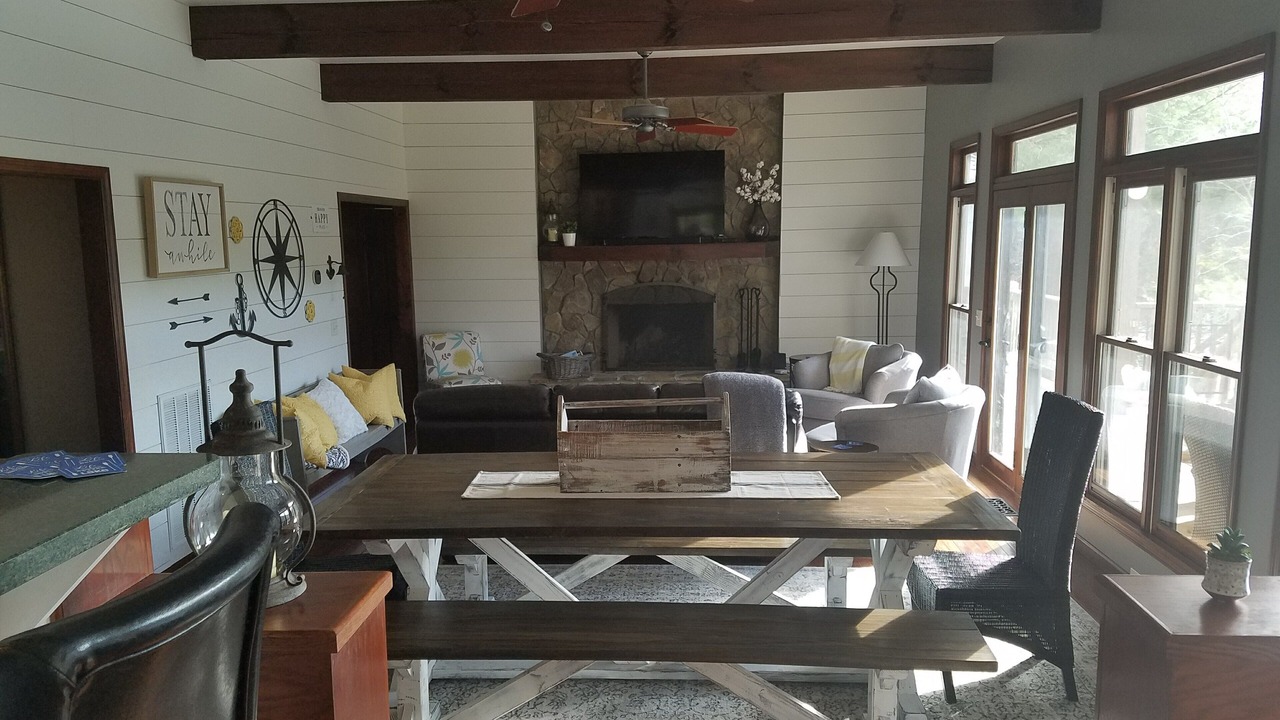 Photo of Bedroom in Robbinsville