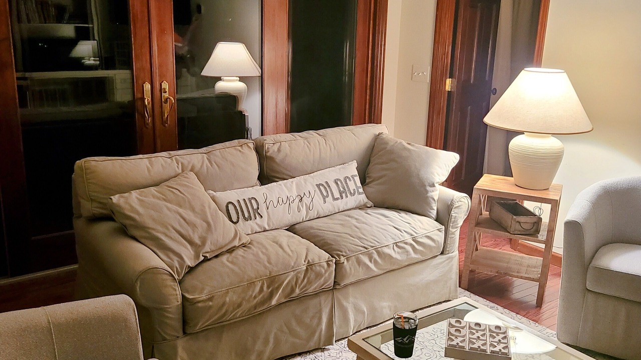 Photo of Bedroom in Robbinsville