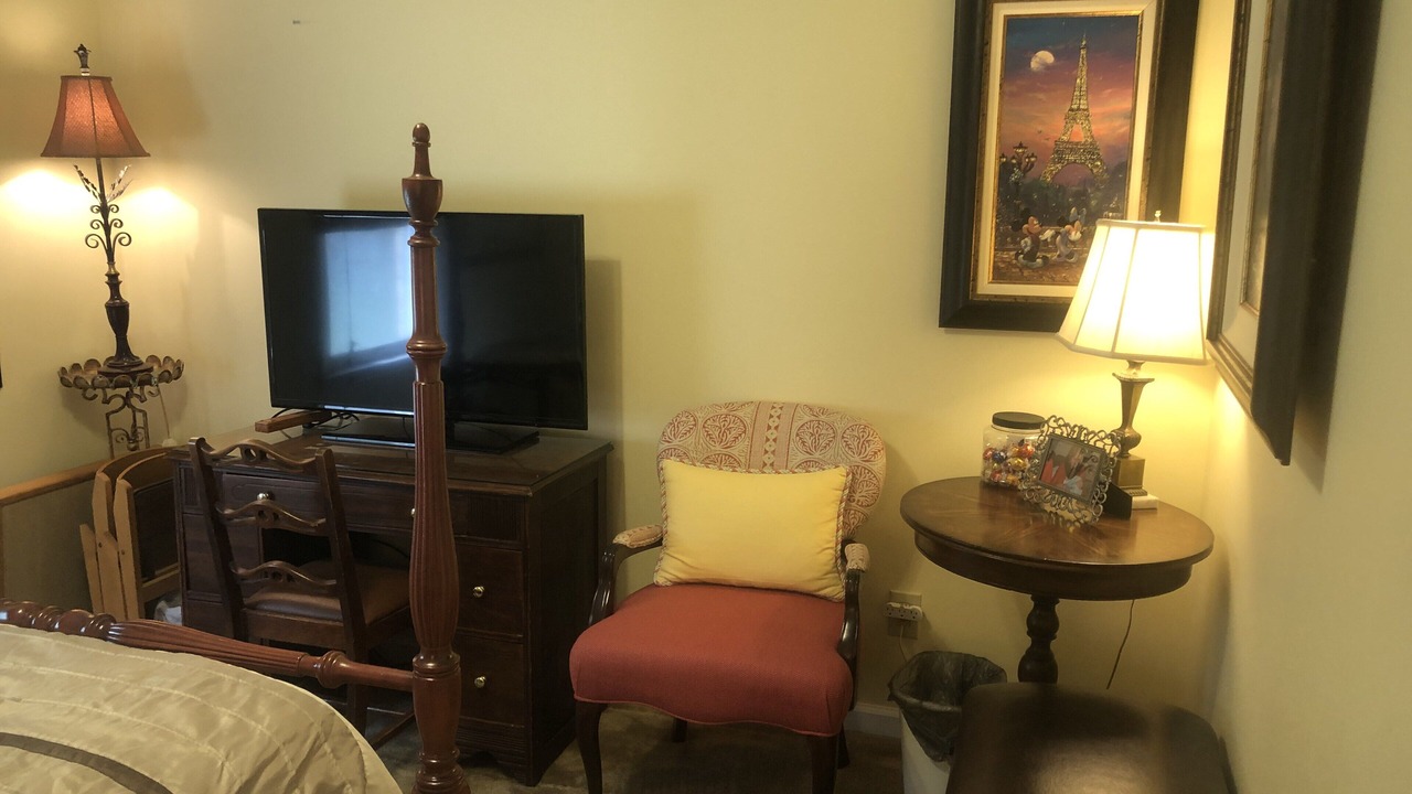 Photo of Bedroom in Elon