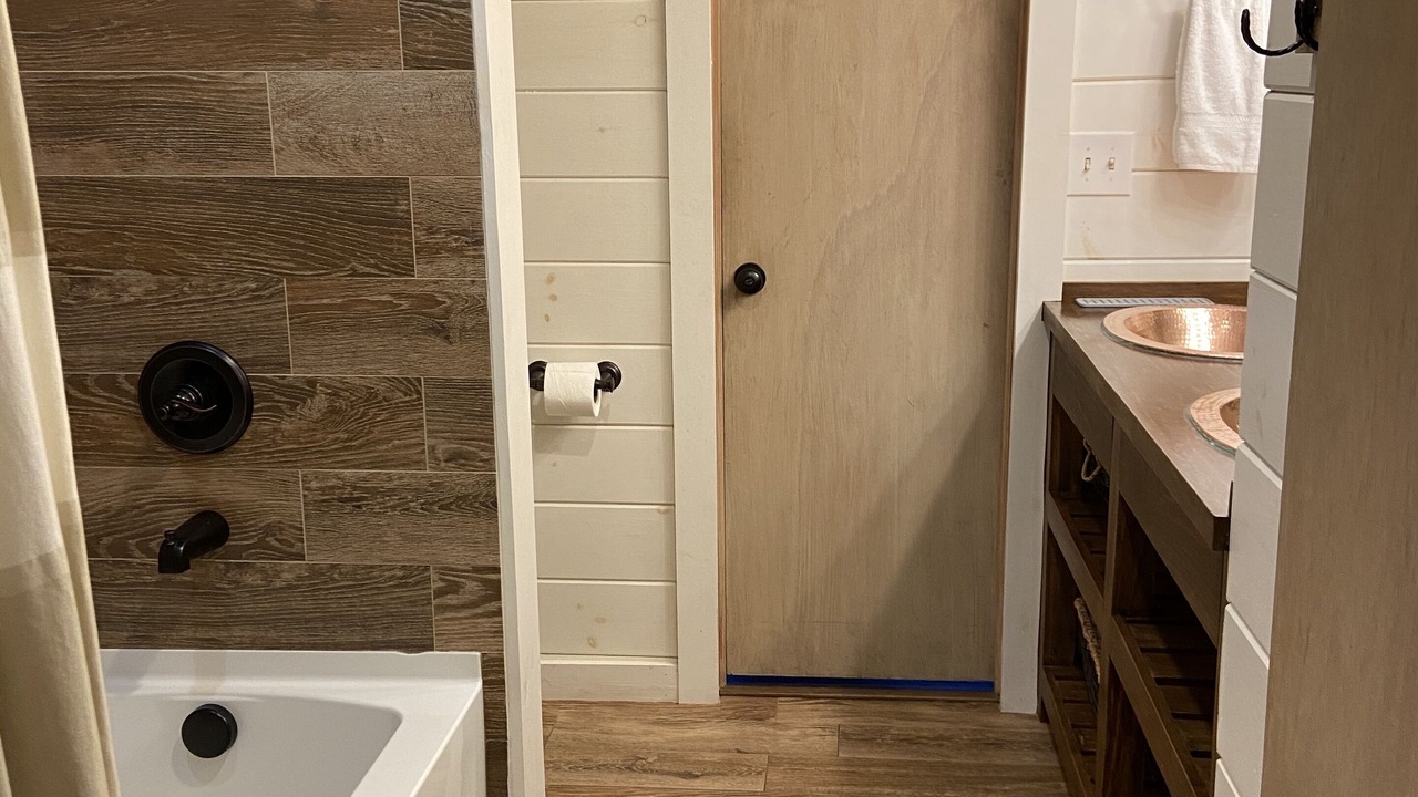 Photo of Bathroom in Black Mountain