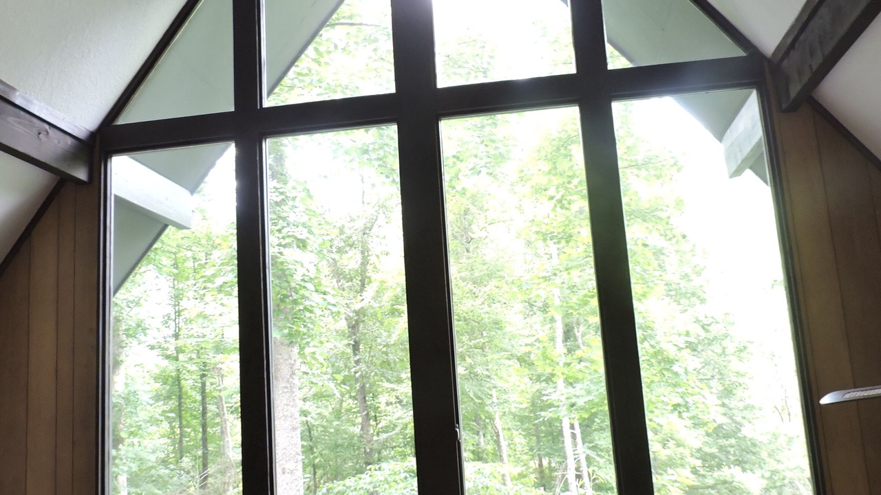 Photo of Bedroom in Robbinsville