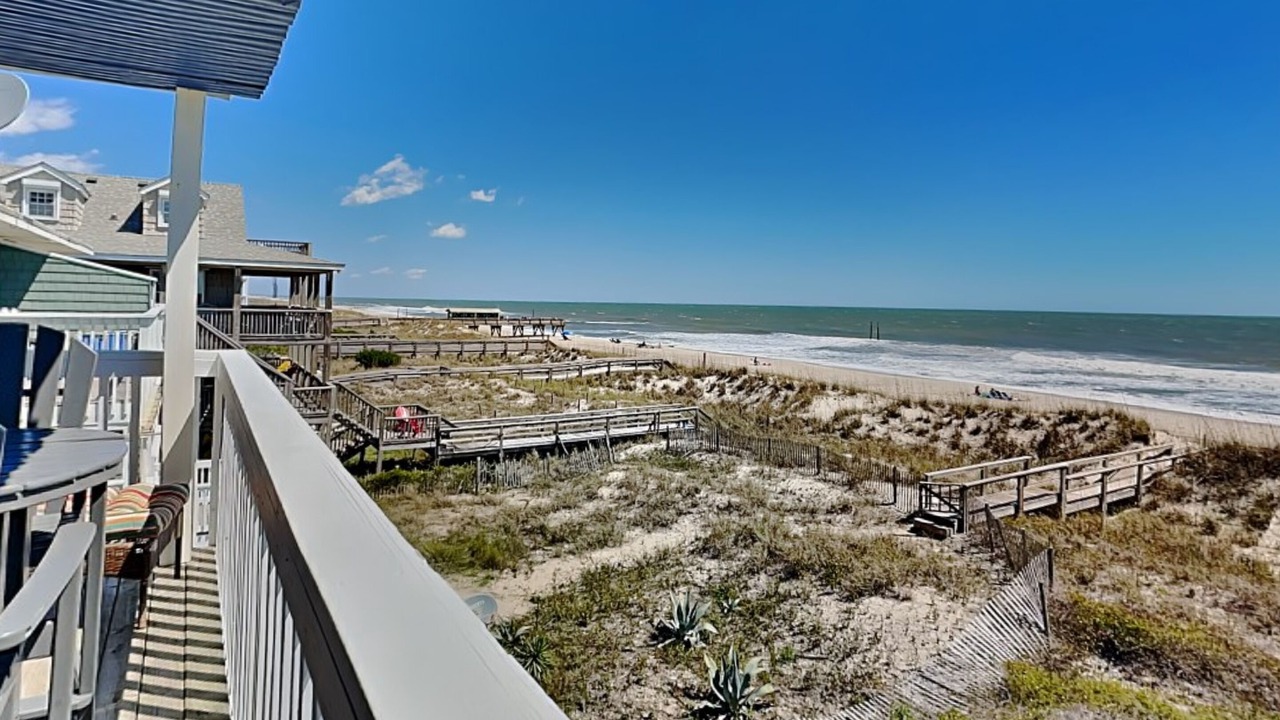 Photo of Patio Balcony in Wilmington Beach