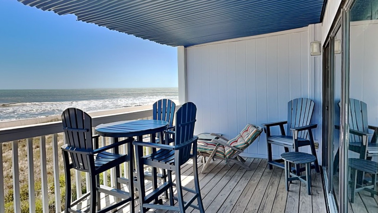 Photo of Patio Balcony in Wilmington Beach