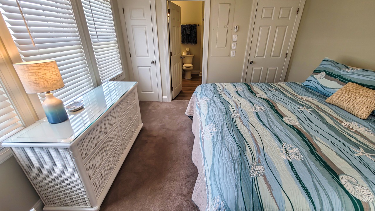 Photo of Bedroom in North Topsail Beach