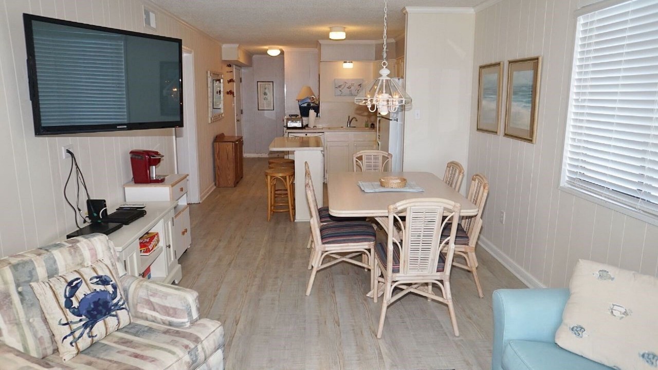 Photo of Livingroom in Ocean Isle Beach