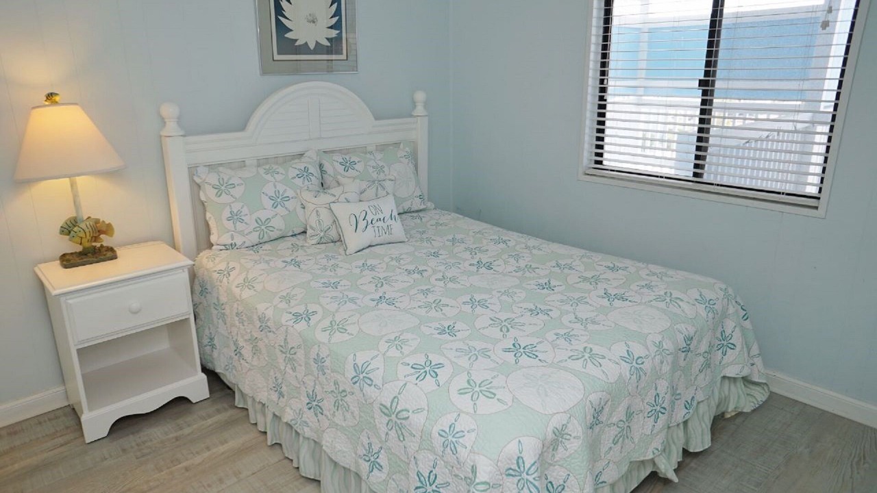 Photo of Bedroom in Ocean Isle Beach