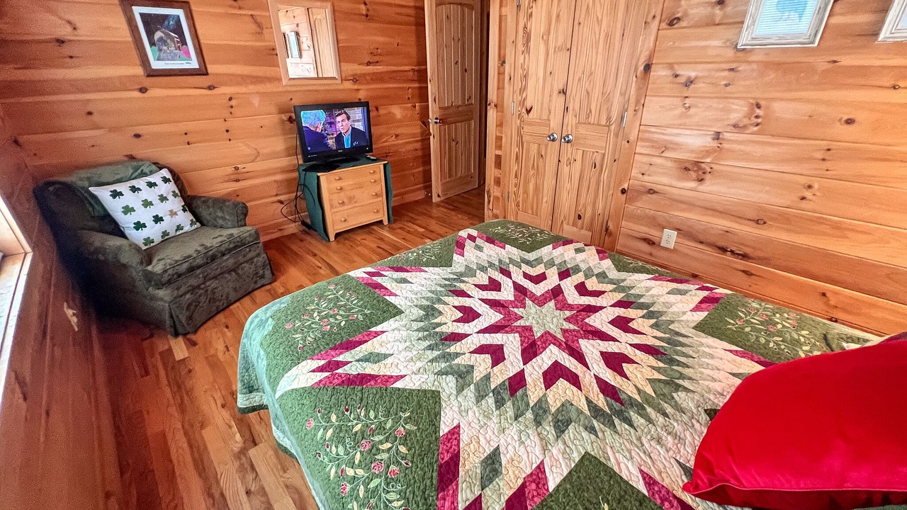 Photo of Bedroom in West Jefferson