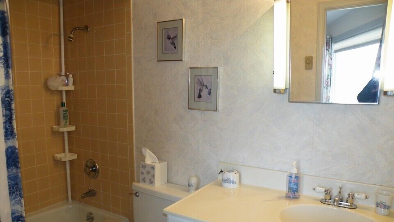 Photo of Bathroom in Beech Mountain