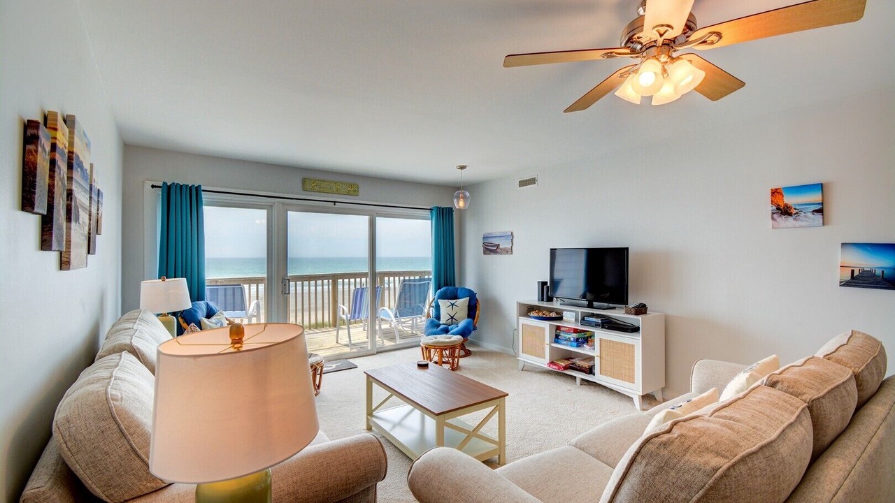 Photo of Livingroom in Topsail Beach