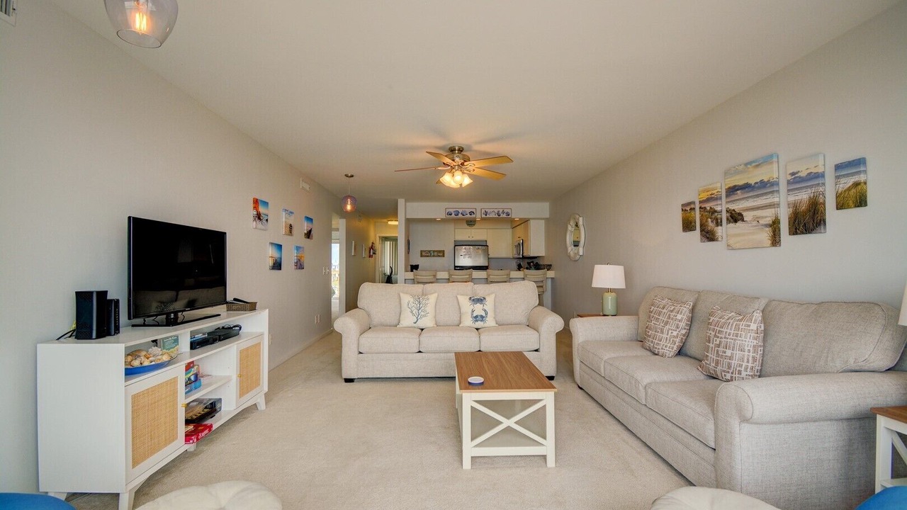 Photo of Livingroom in Topsail Beach
