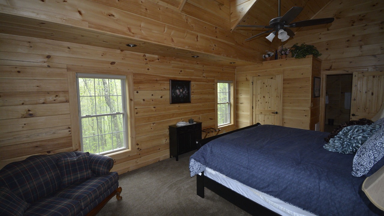 Photo of Bathroom in Saluda