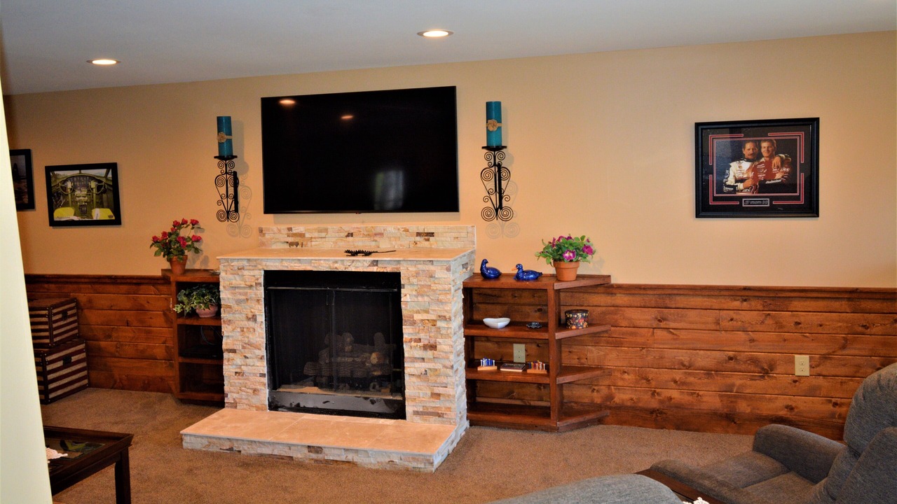 Photo of Livingroom in Saluda