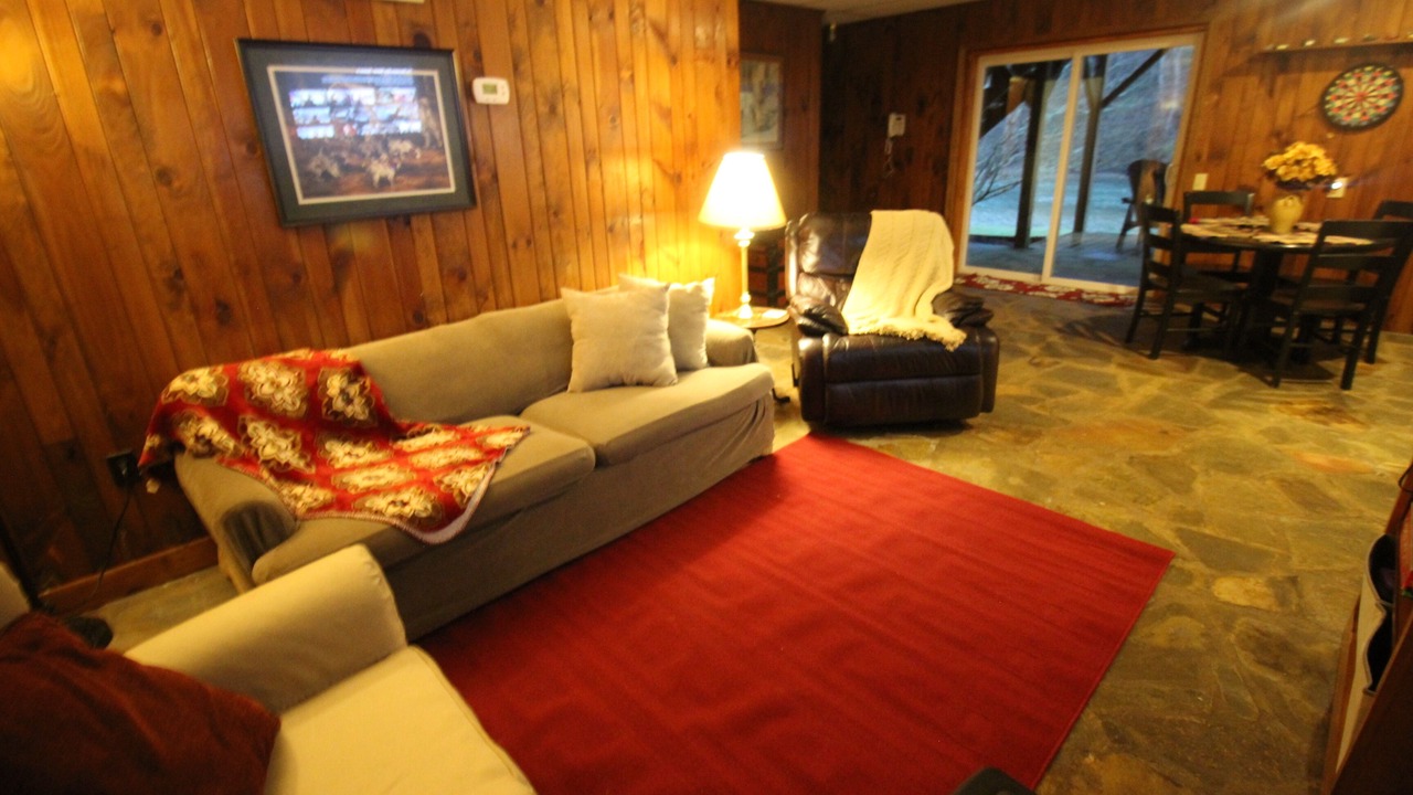 Photo of Livingroom in Jefferson