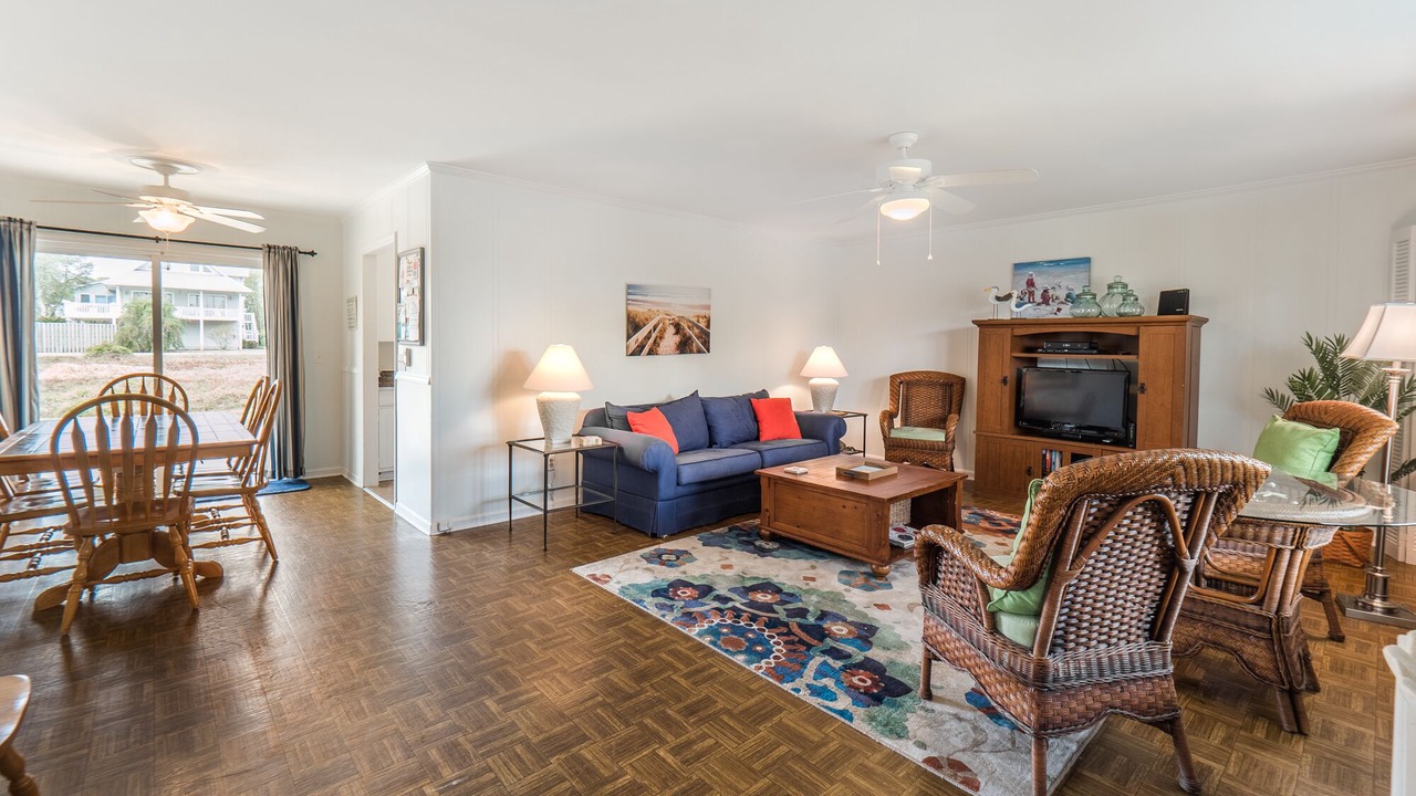 Photo of Livingroom in Wilmington Beach