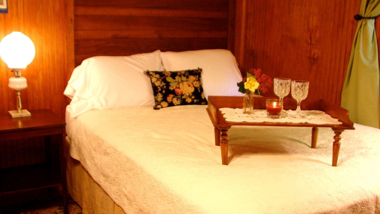 Photo of Bedroom in Robbinsville