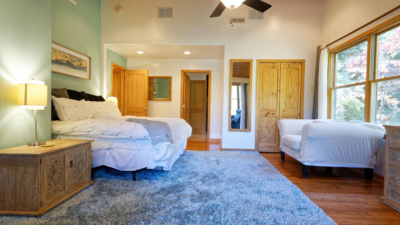 Photo of Bedroom in Fairview