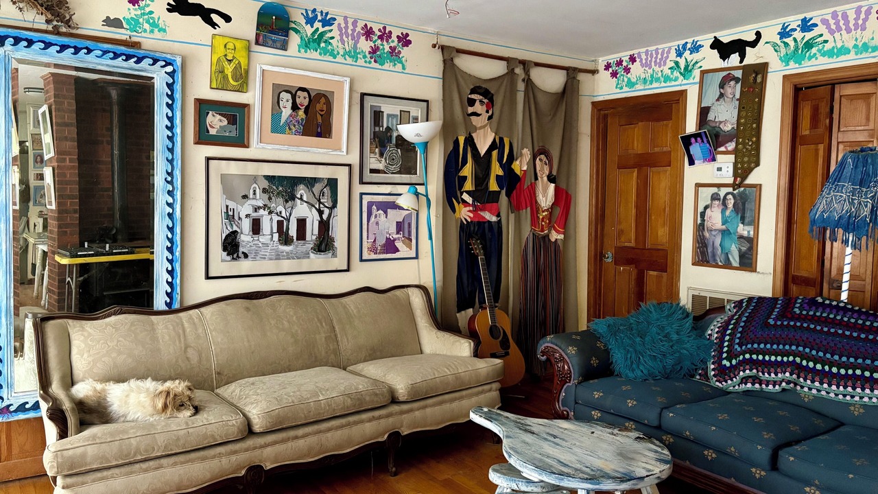 Photo of Livingroom in Chapel Hill