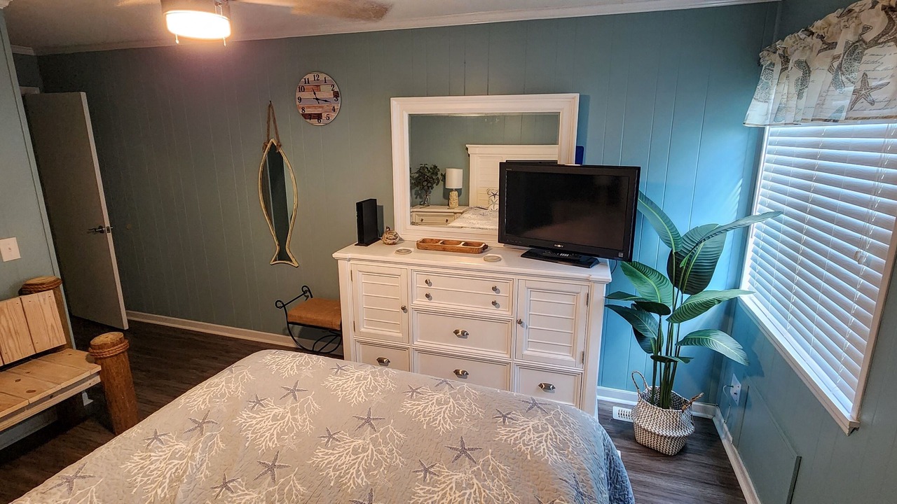 Photo of Bedroom in Ocean Isle Beach
