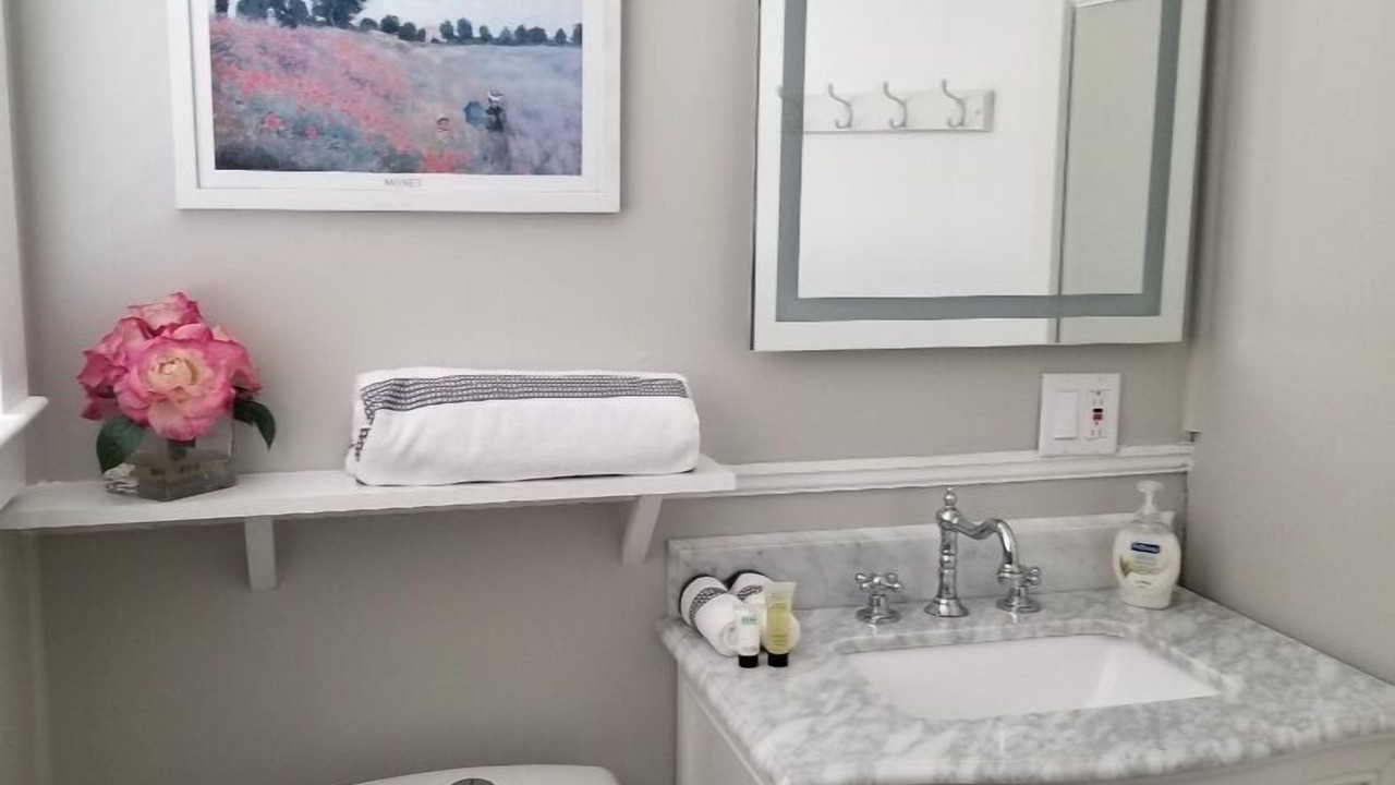 Photo of Bathroom in North Carolina Coast