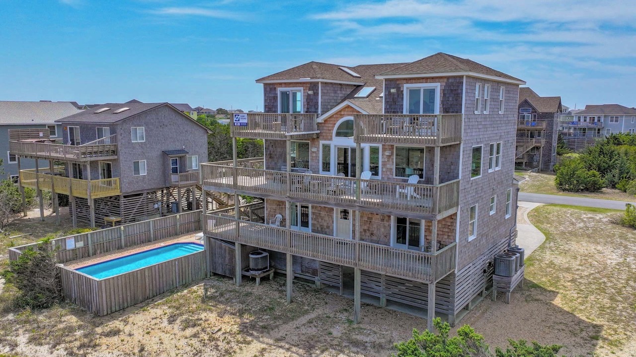 Photo of Outdoor in Waves