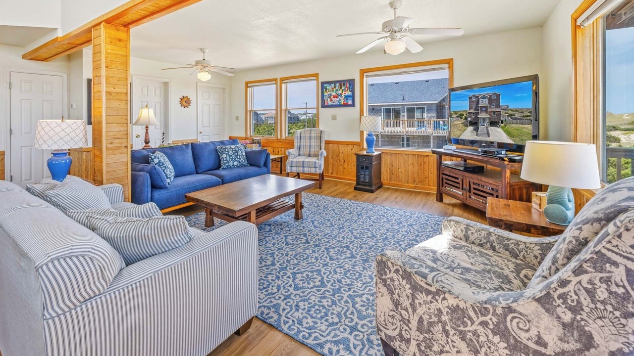 Photo of Bedroom in Waves