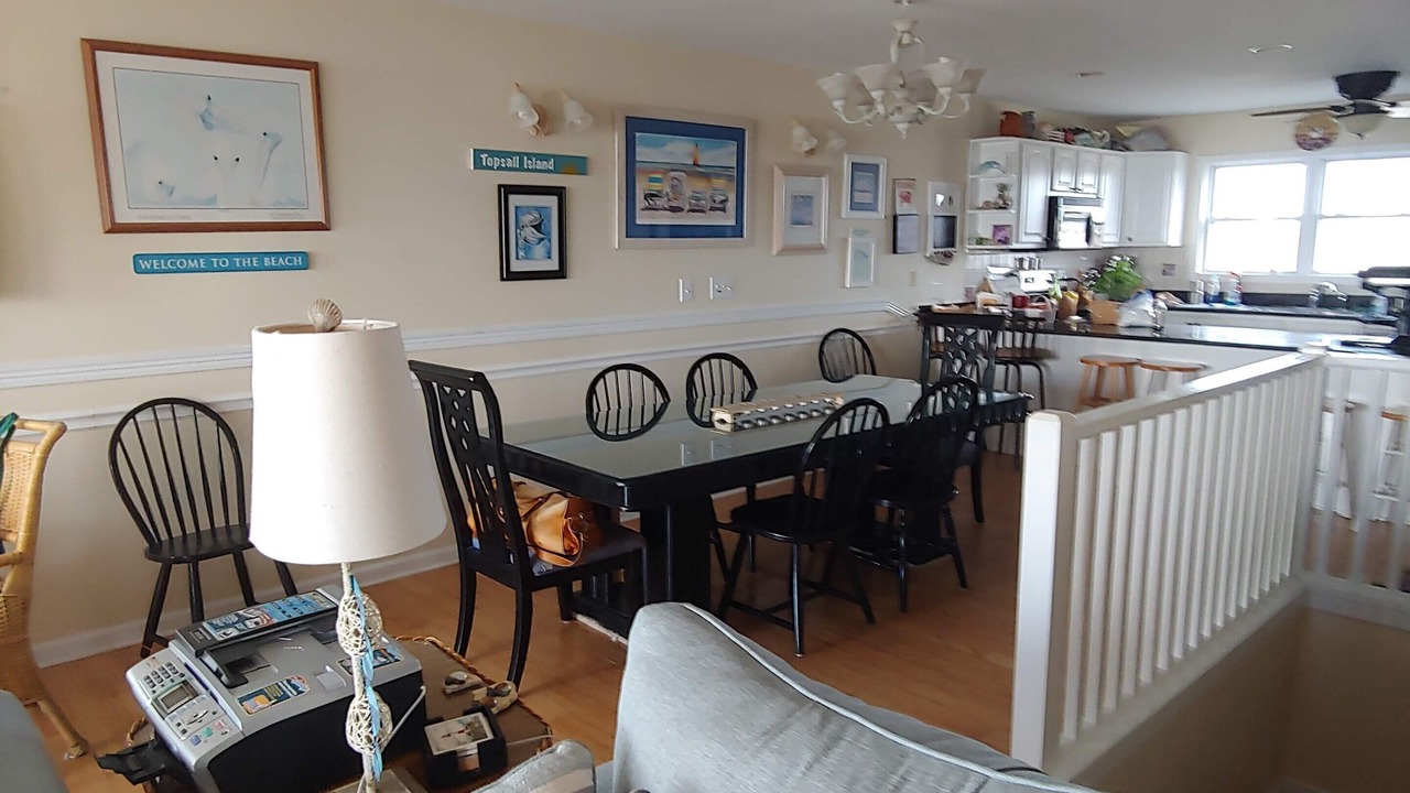 Photo of Livingroom in North Topsail Beach