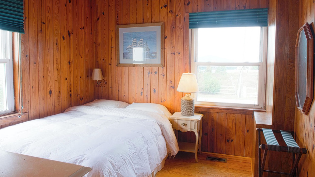 Photo of Bedroom in Atlantic Beach