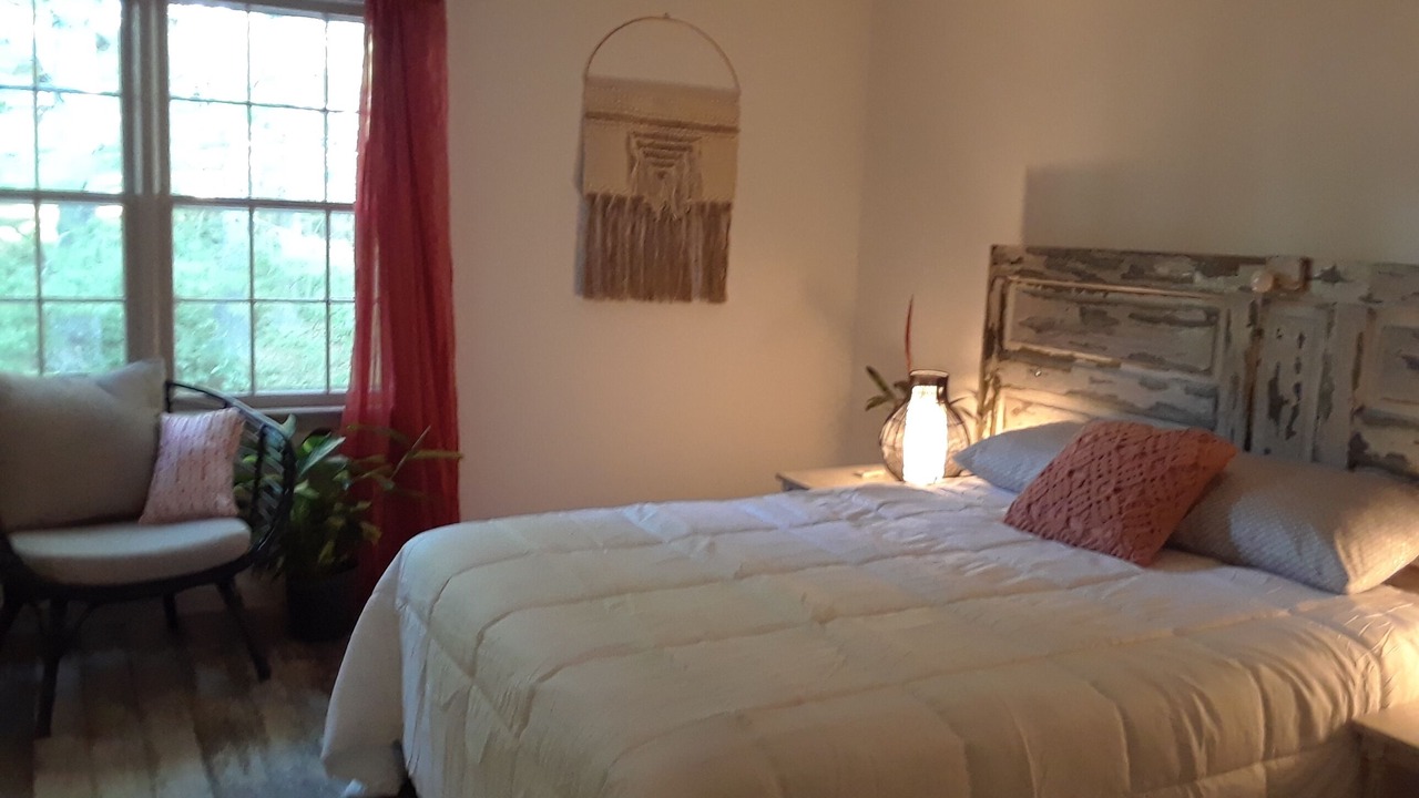 Photo of Bedroom in Royal Pines