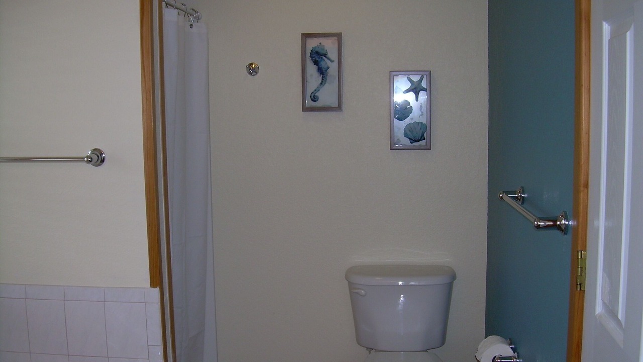 Photo of Bathroom in Brigands' Bay