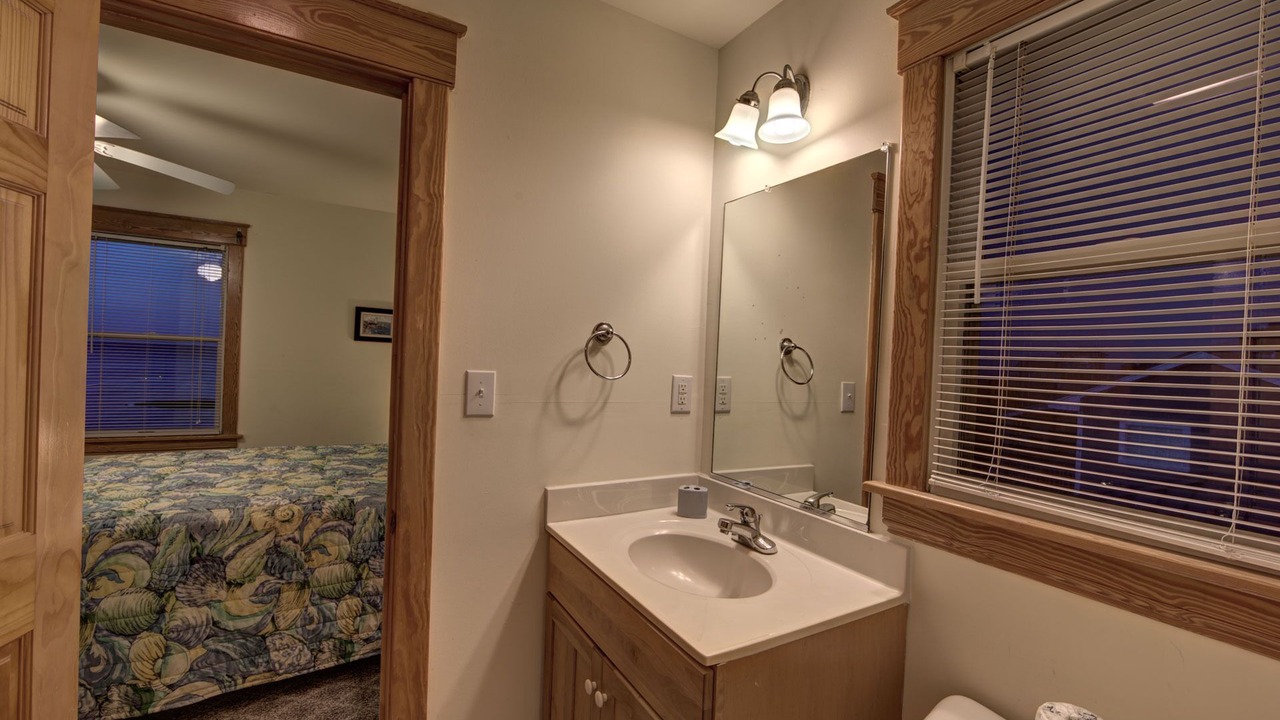 Photo of Bathroom in Brigands' Bay