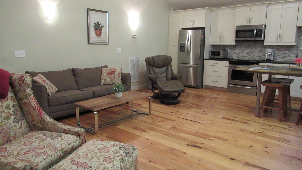 Photo of Livingroom in Burlington