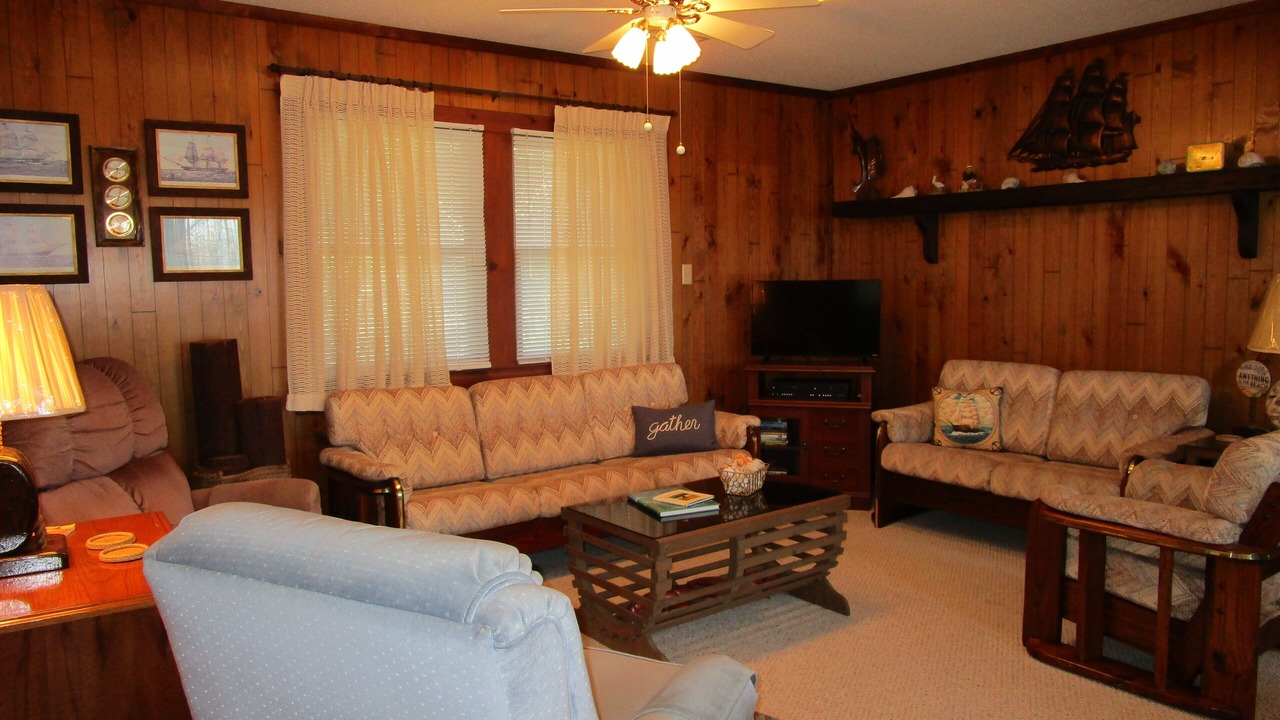 Photo of Livingroom in Southern Shores