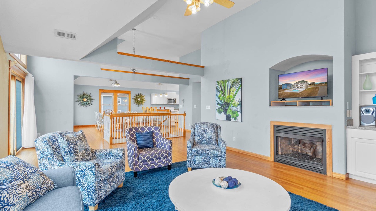 Photo of Bedroom in Wind Over Waves