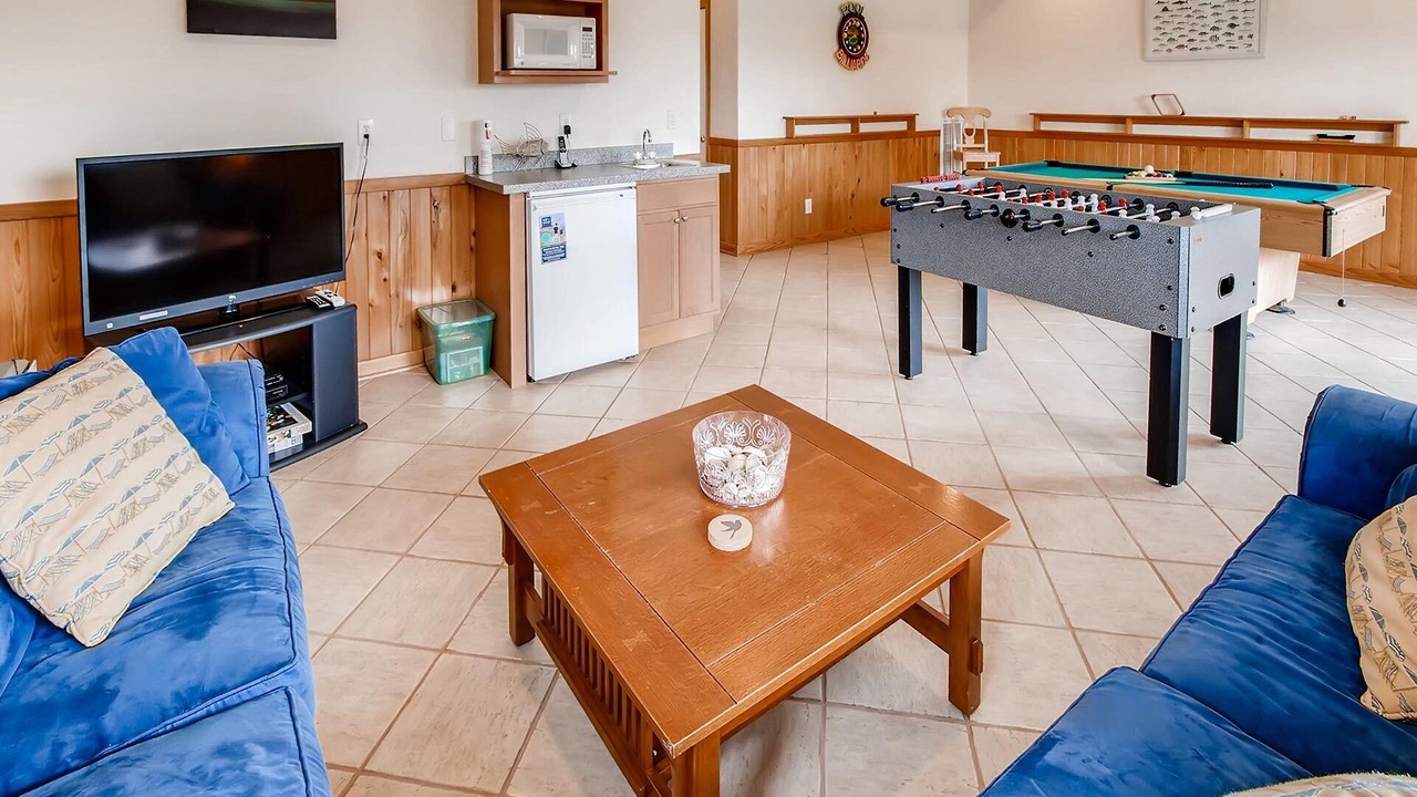 Photo of Bedroom in Waves