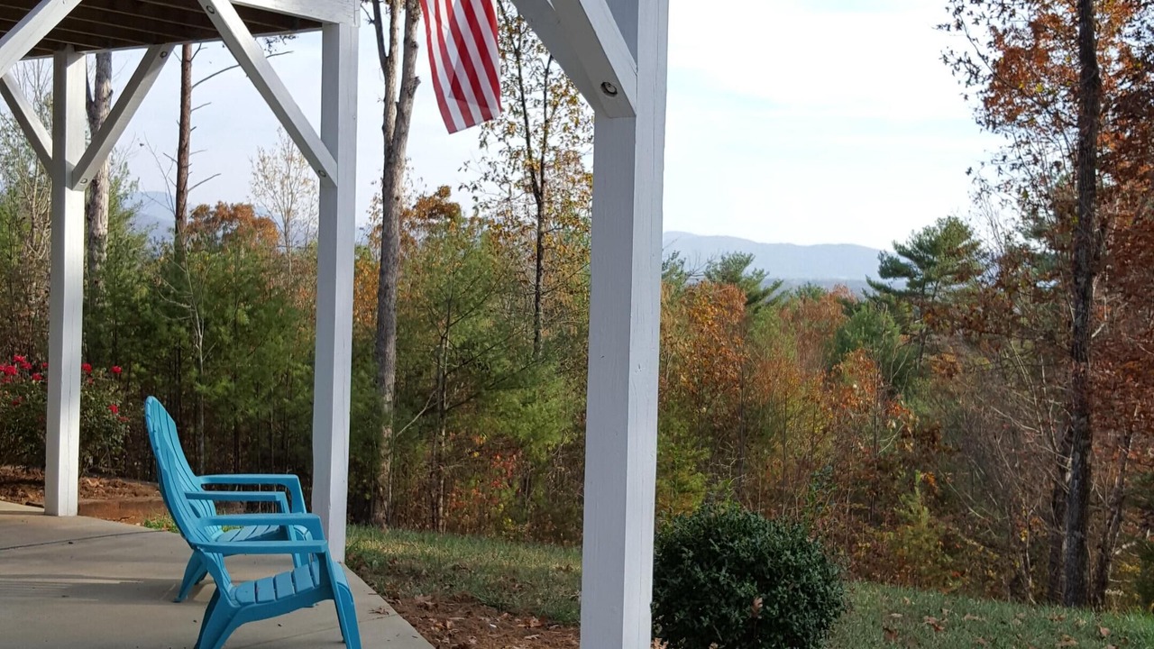 Photo of Patio Balcony in Weaverville