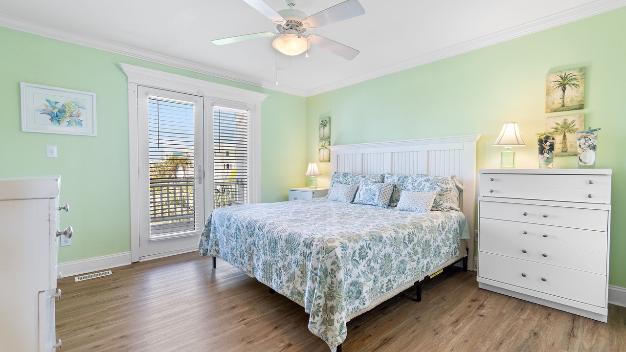 Photo of Bedroom in Holden Beach