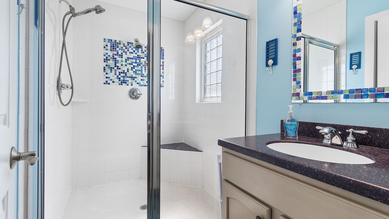 Photo of Bathroom in Holden Beach