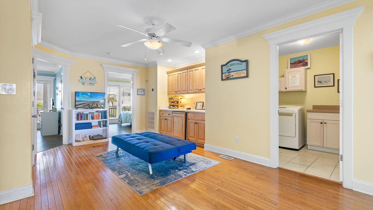 Photo of Livingroom in Holden Beach
