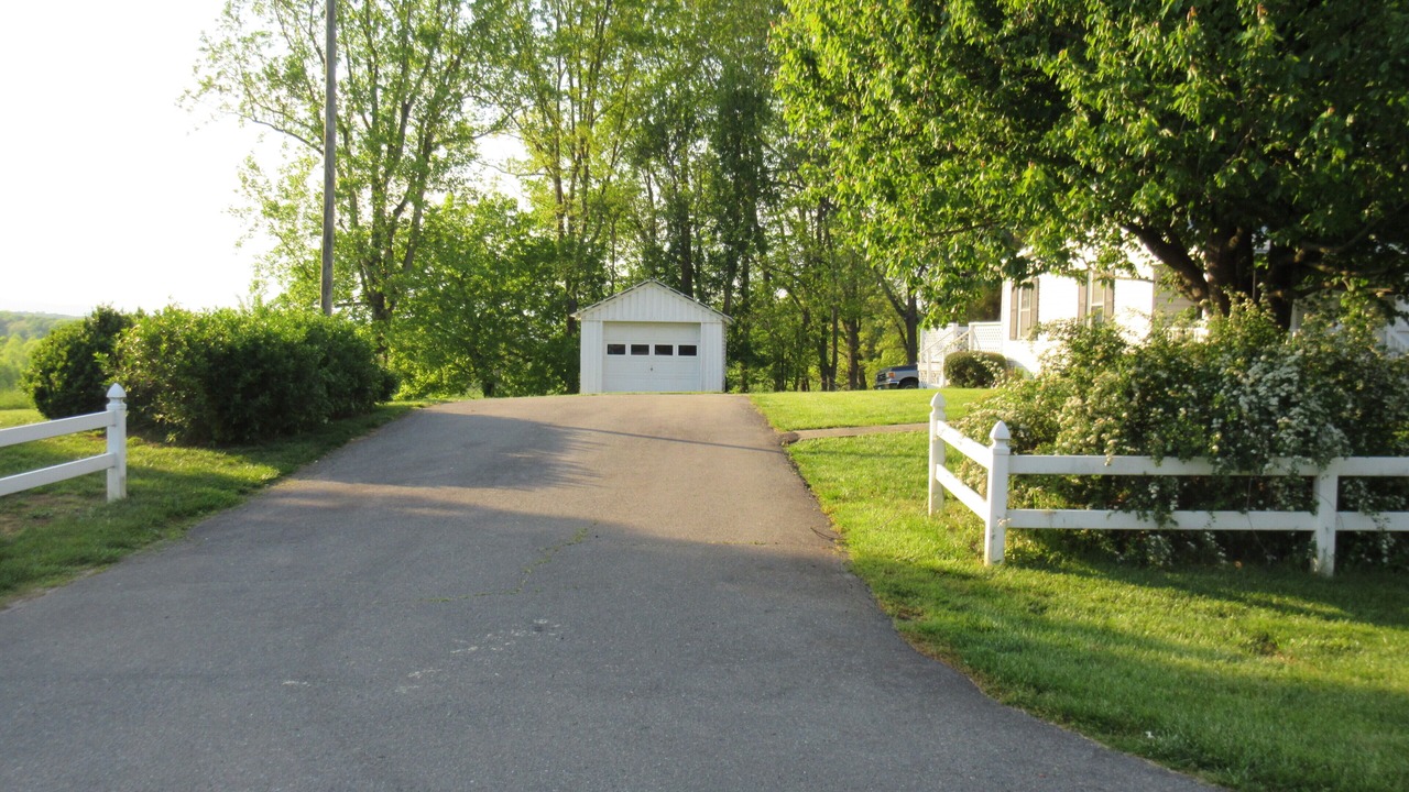 Photo of Outdoor in Dobson